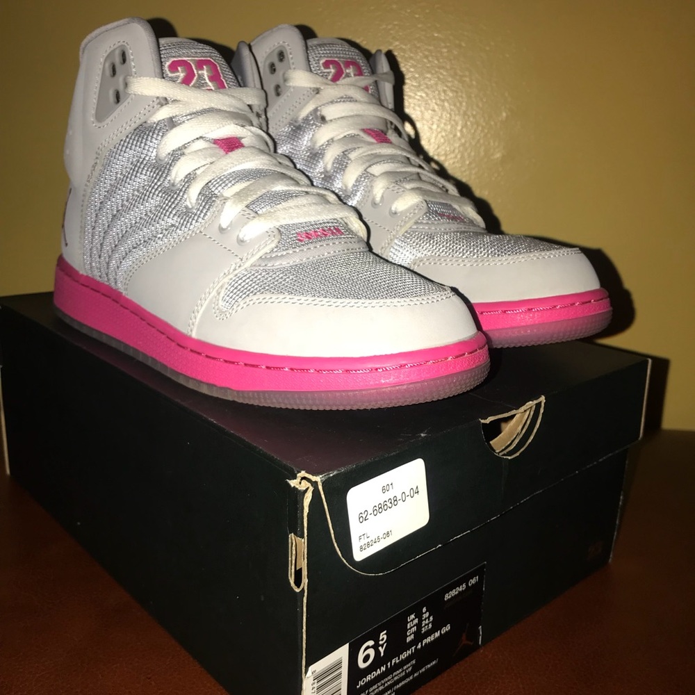 🚗 Jordan 1 Flight 4 Prem GG